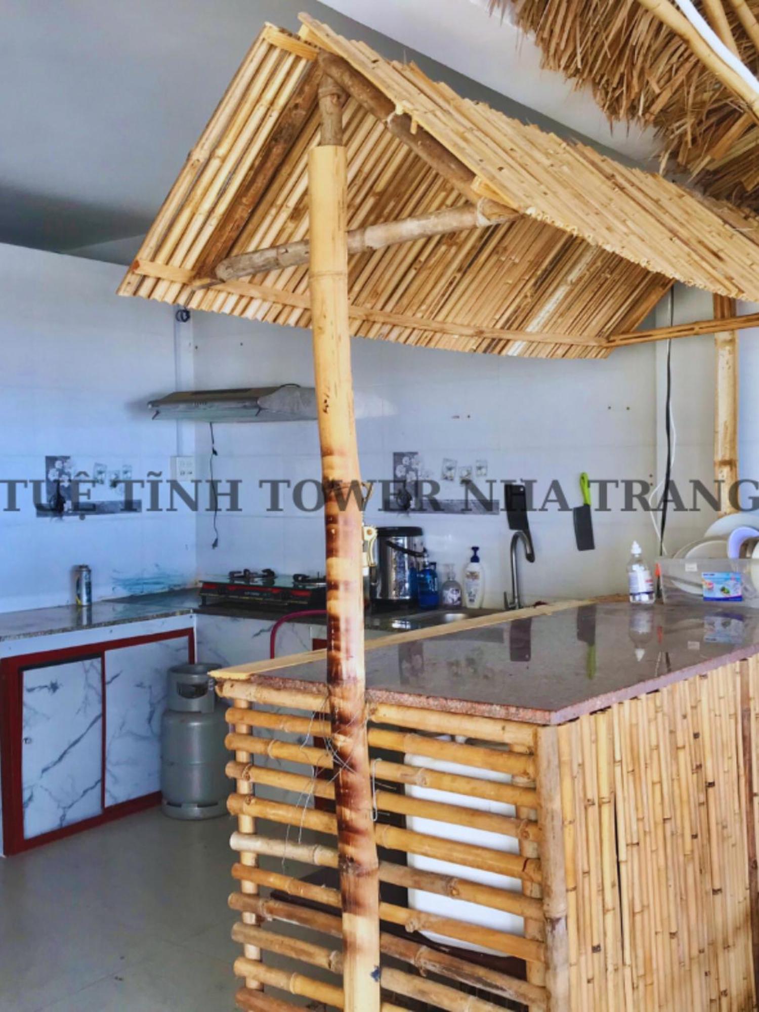 Tue Tinh Hotel На Транг Екстериор снимка