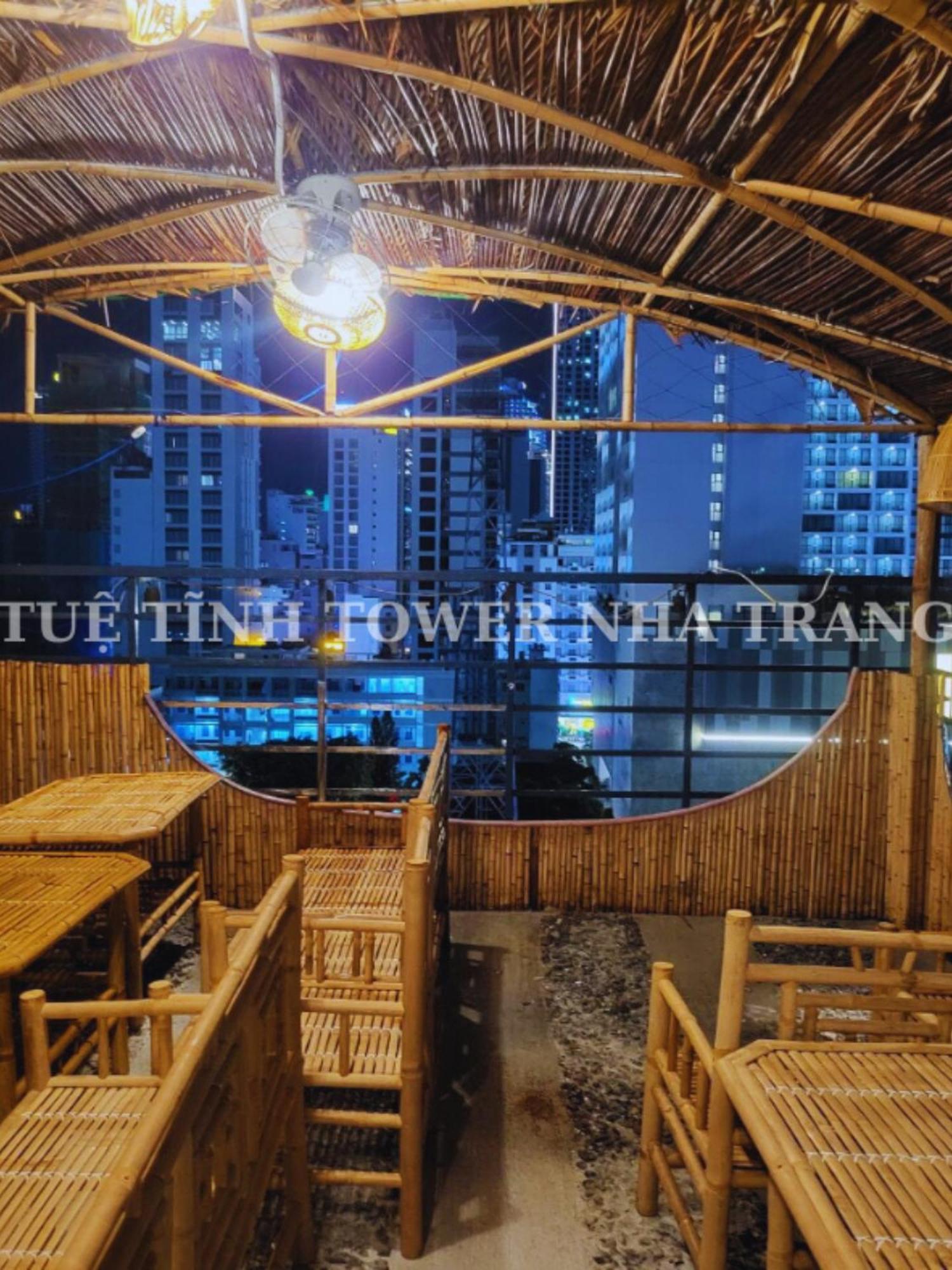 Tue Tinh Hotel На Транг Екстериор снимка