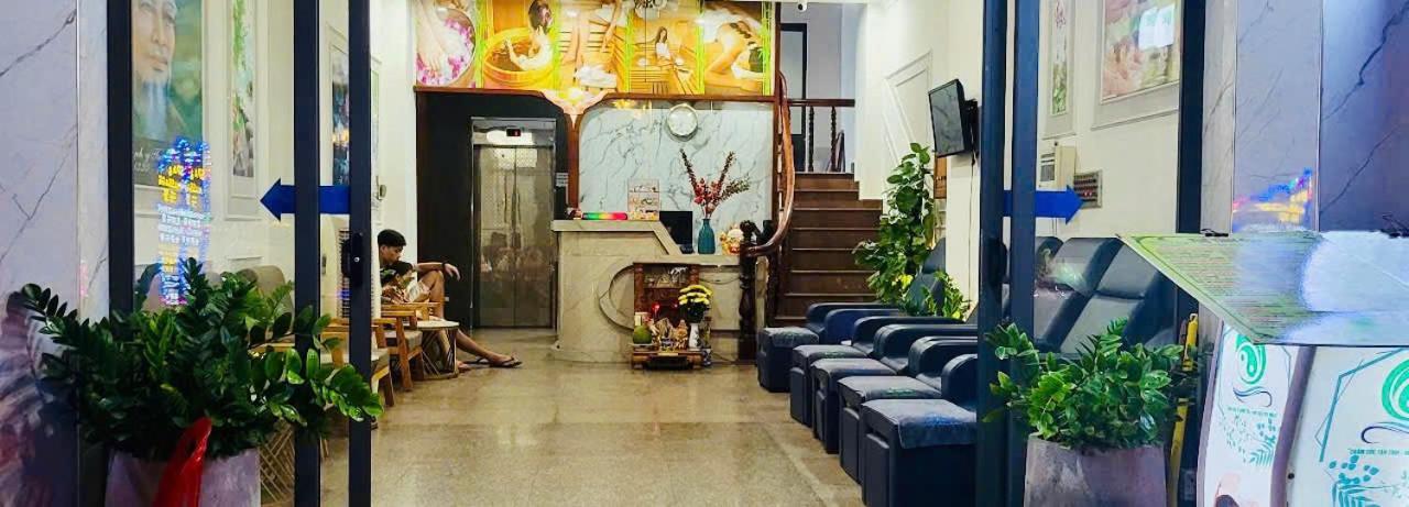 Tue Tinh Hotel На Транг Екстериор снимка