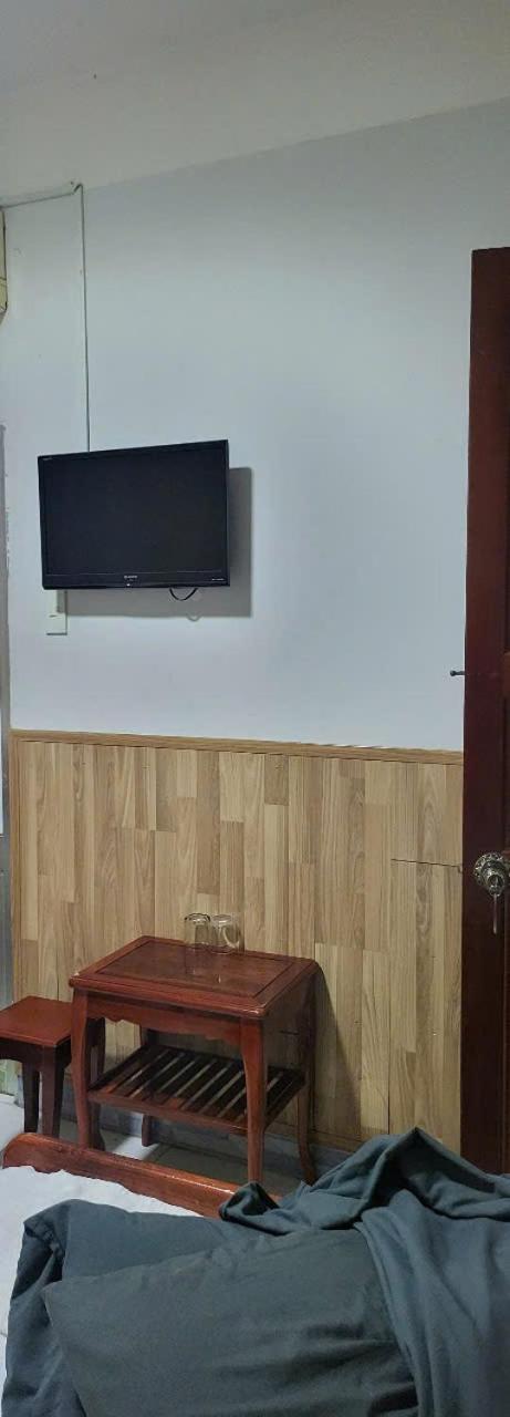 Tue Tinh Hotel На Транг Екстериор снимка