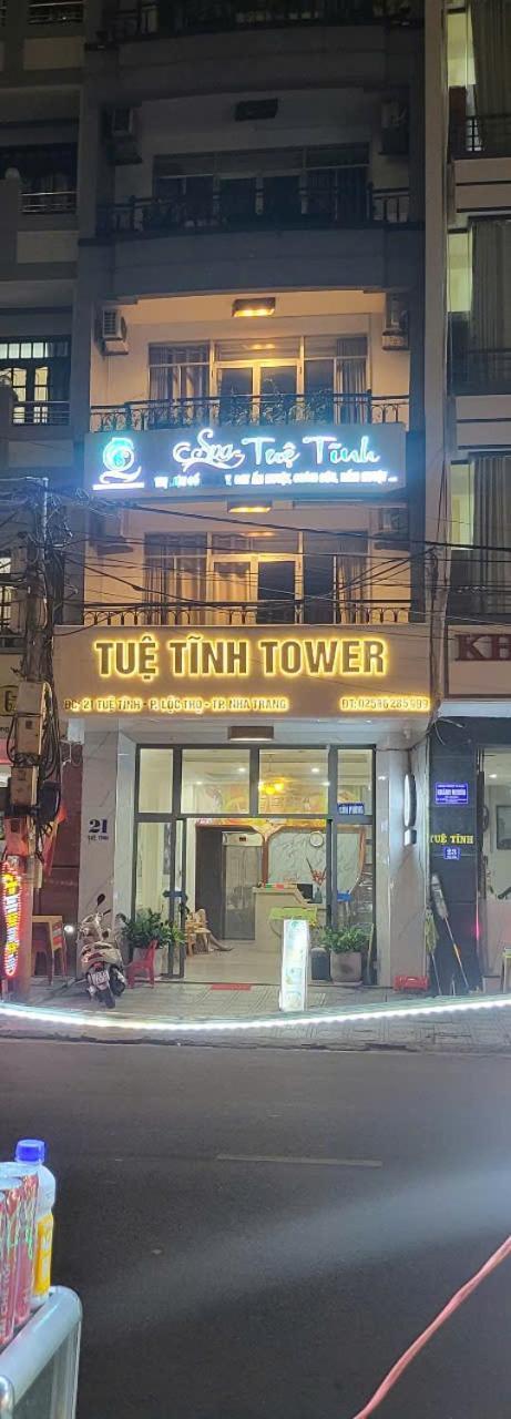 Tue Tinh Hotel На Транг Екстериор снимка