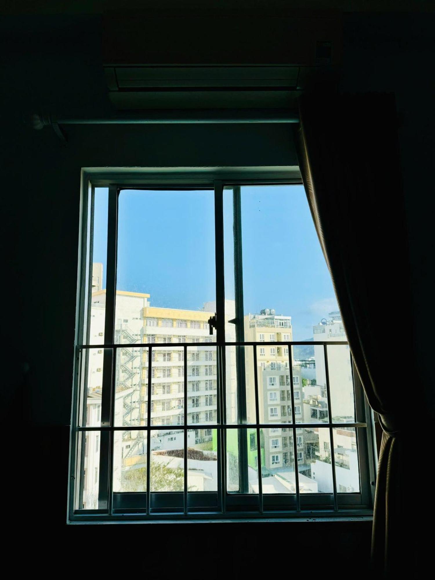 Tue Tinh Hotel На Транг Екстериор снимка
