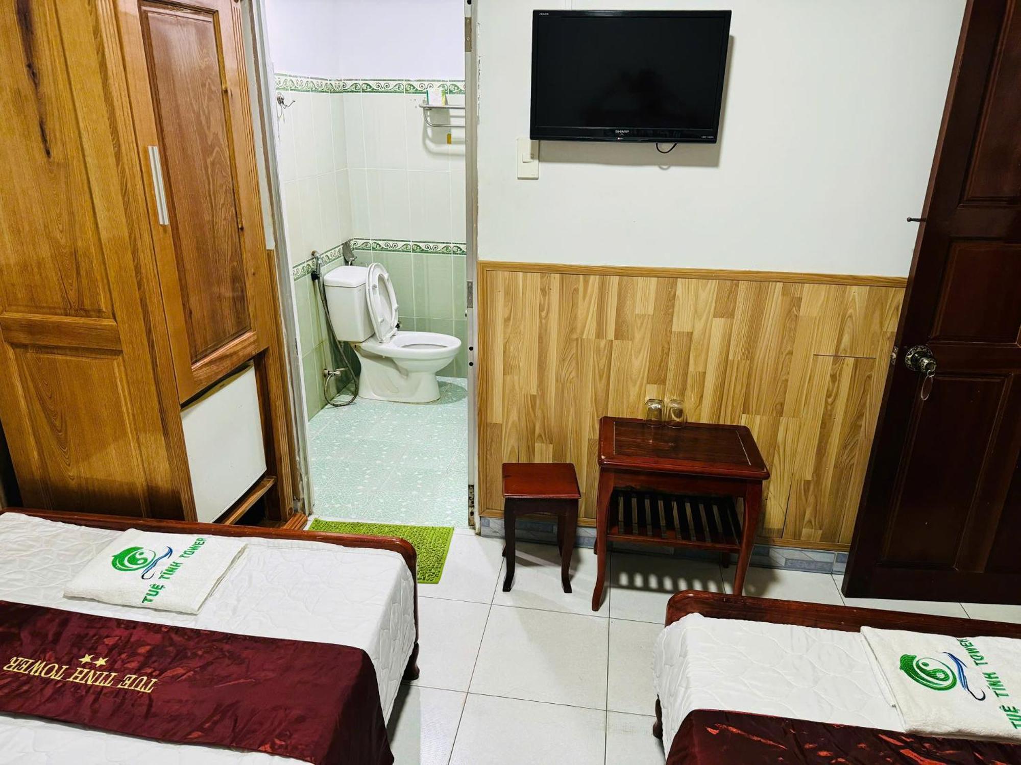 Tue Tinh Hotel На Транг Екстериор снимка